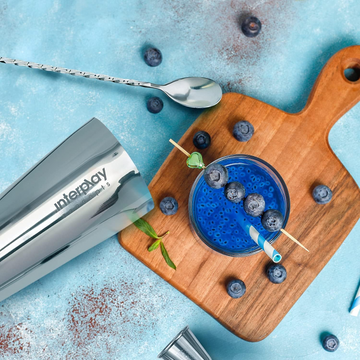 Shaken vs Stirred Cocktails: Ultimate Guide to Mixing Techniques